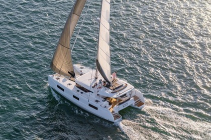 Location Catamaran Lagoon Lagoon 46 70043 Monopoli