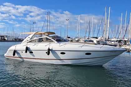 Hire Motorboat Princess V45 14 metros Marbella