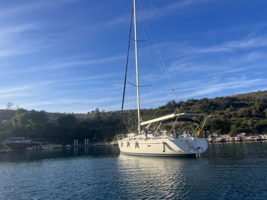 Split Sailboat Bavaria 46 Cruiser alt tag text