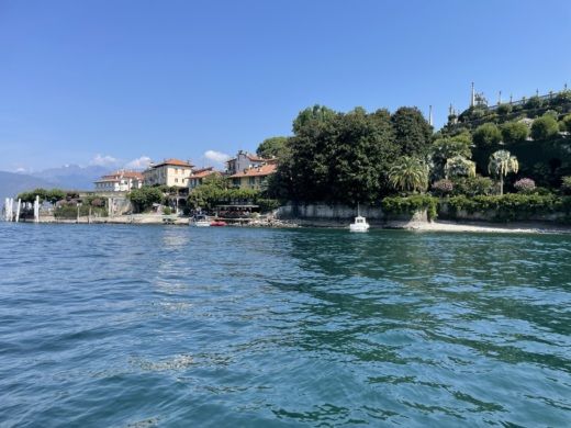 Lesa Without license Open Elan 495 gt alt tag text