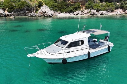 Rental Motorboat CRETA MARE CRETA MARE CRUISER Corfu