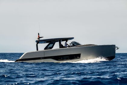 Charter Motorboat Cranchi A46 Saint Julian's