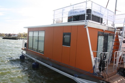 Rental Houseboats YA-RO Floating 30 Schwimmferienhaus Ribnitz-Damgarten