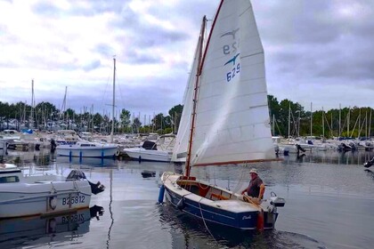 Charter Sailboat MADERE KIELZUGVOGEL Hourtin