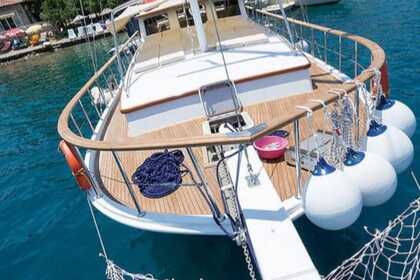 Hire Gulet Custom Made SMTSLF Marmaris