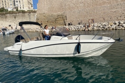 Noleggio Barca a motore QUICKSILVER 675 Activ Marsiglia