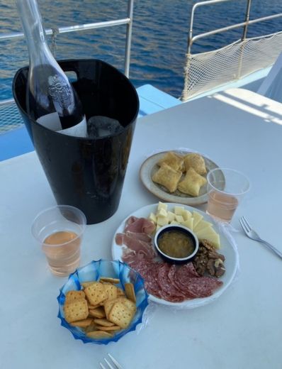 Míconos Motorboat Traditional Wooden Motorboat alt tag text