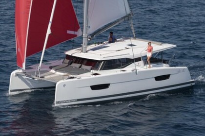 Rental Catamaran Fountaine Pajot isla 40 Laurium