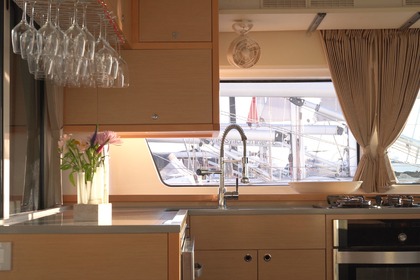 Charter Catamaran Lagoon 52 F Cagliari