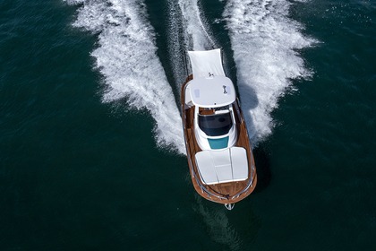 Hire Motorboat CANTIERI MIMÍ 8.5 WA Fornells, Minorca