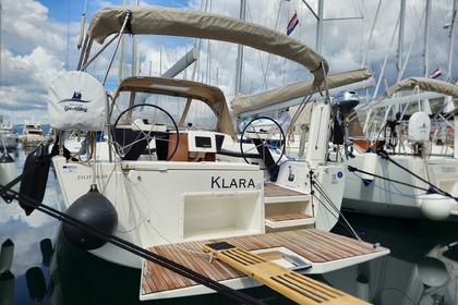 Miete Segelboot Dufour Dufour 390 Grand Large Kaštel Gomilica