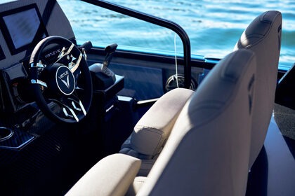 Rental Motorboat Virtue V10 Top Portisco
