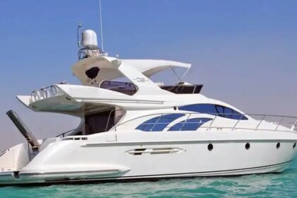 Charter Motor yacht Azimut Azimut 50 Dubai