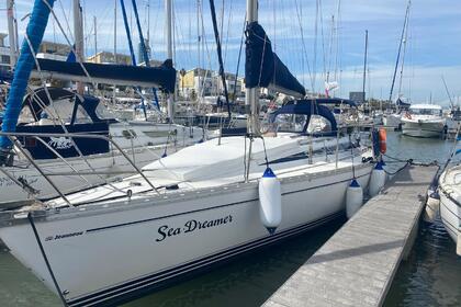 Rental Sailboat Jeanneau Sunshine 38 Lisbon