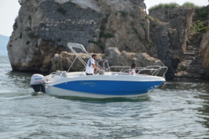 Hire Boat without licence  Speedy Cayman 585 Torre Annunziata