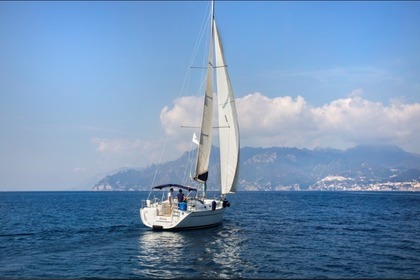 Hire Sailboat BENETEAU CYCLADES 43.3 Salerno