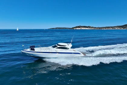 Aluguel Lancha Conam 58 Sport hard top Grimaud