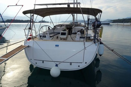 Rental Sailboat BAVARIA 46 CRUISER Alimos