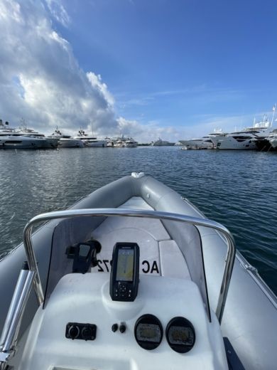 Cannes RIB Bombard sunrider 650 alt tag text