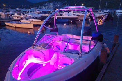 Miete Motorboot Four Winns Horizon Saint-Jorioz