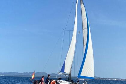 Hire Sailboat Beneteau EVASION Andratx
