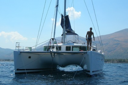 Rental Catamaran LAGOON 440 Palermo
