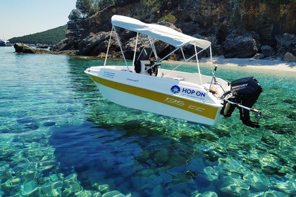 Hire Boat without licence  Compass 135cc Kefalonia