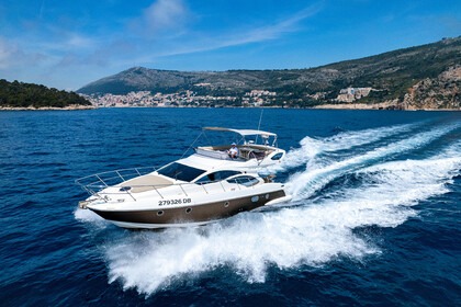 Hire Motorboat Azimut 43 FLY (Refitted in 2023) Dubrovnik