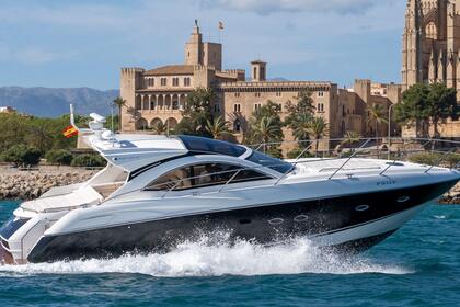Hire Motor yacht Sunseeker Camargue 50 Golfe Juan
