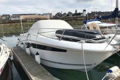 Location Bateau à moteur Jeanneau Cap Camarat 8.5 Wa Dinard