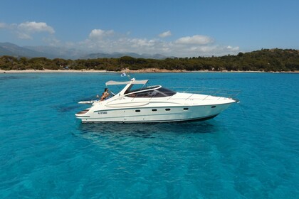 Miete Motorboot SARNICO 43 Ft Porto Cervo