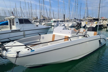Charter Motorboat Beneteau Flyer 8 Spacedeck Les Sables-d'Olonne