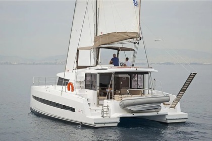 Location Catamaran Catana Group Bali 4.1 - 4 + 2 cab. Abdère