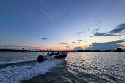 Miete Motorboot Quicksilver cruiser 605 Venedig