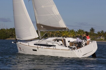 Rental Sailboat JEANNEAU Sun Odyssey 349 - ZAURAK British Virgin Islands