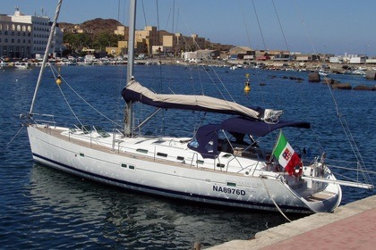 Charter Sailboat Beneteau Oceanis Clipper 523 Castellammare di Stabia
