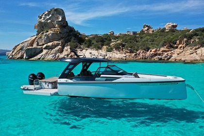 Location Bateau à moteur saxdor 320 gto Porto Cervo