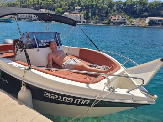 Macarsca Motorboat Barracuda 545 alt tag text