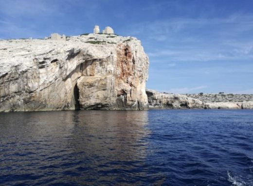 Motorboat Jeanneau Merry Fisher 695 boat plan