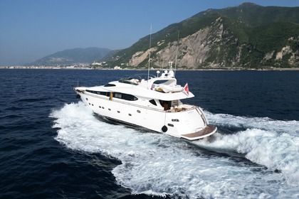 Noleggio Yacht Maiora Maiora Napoli