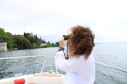 Miete Motorboot Bellingardo Open Line Manerba del Garda