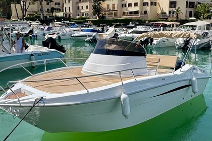 Hire Motorboat Astilux 600 SD Santa Ponsa