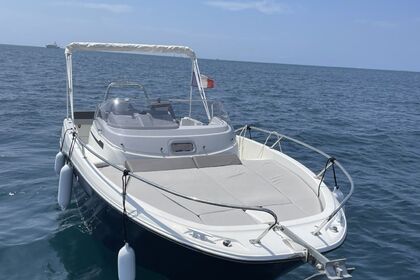 Location Bateau à moteur Jeanneau Cap camarat 6.5 wa Antibes