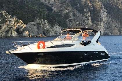 Location Bateau à moteur Bayliner 305 Sport Cruiser Diesel Bormes-les-Mimosas