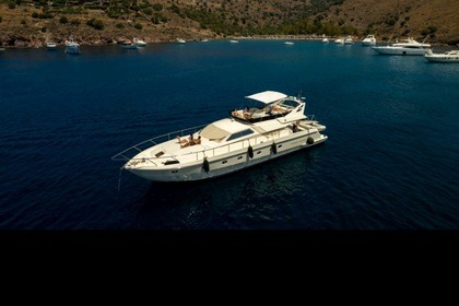 Charter Motorboat Ferretti 62 Pireas