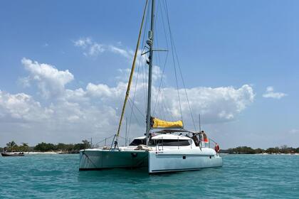 Aluguel Catamarã Fountaine Pajot Lavezzi 40 Cartagena das Índias