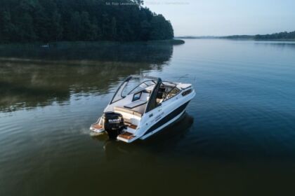 Miete Motorboot MASSIV 695 CRUISER Gdynia