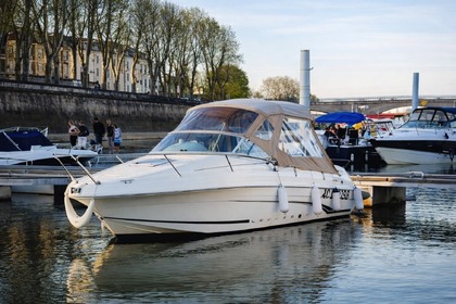 Charter Motorboat Jeanneau Leader Lorient