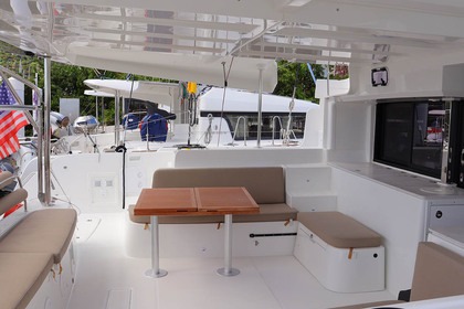Hire Catamaran Lagoon-Bénéteau Lagoon 46 - 4 + 2 cab. Tortola