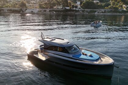 Charter Motor yacht Solaris 48 Lobster Beaulieu-sur-Mer